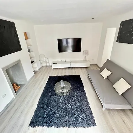 Abstract House Design In Center Of Turín